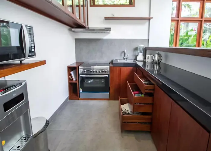 Villa Khaleesi Seminyak (Bali)