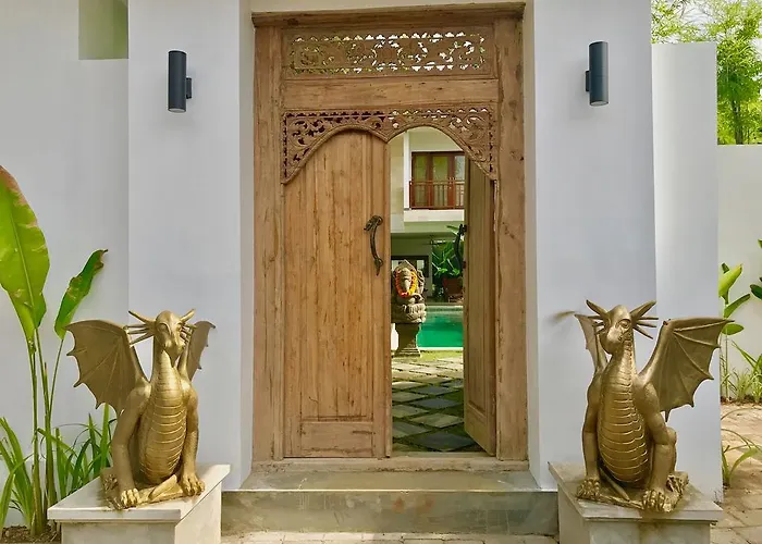 Khaleesi Villa *